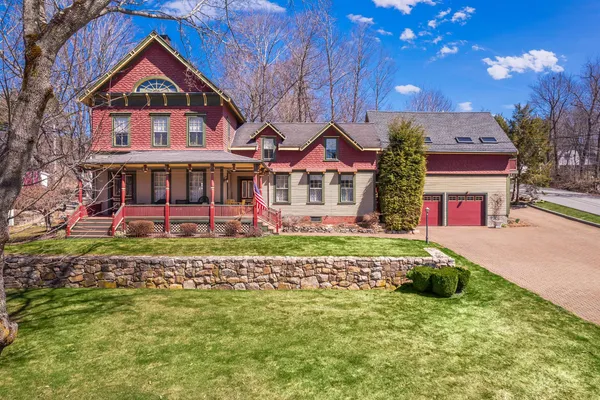 $1,495,000 | 88 York Street, York, ME 03909