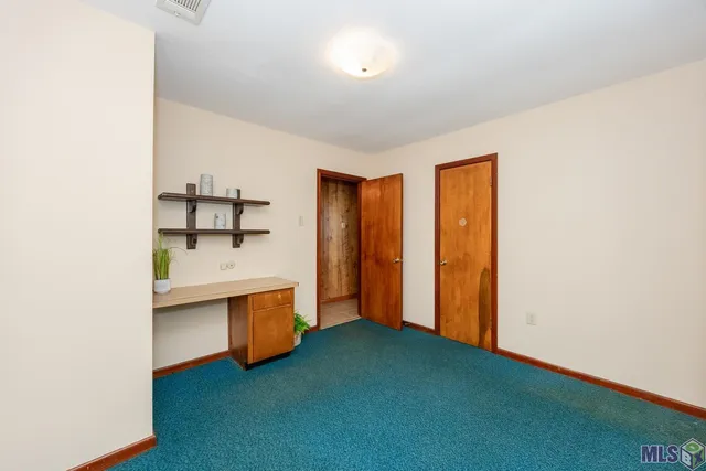 $326,000 | 823 Oaks Avenue, Port Allen, LA 70767