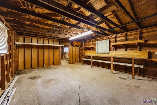 $326,000 | 823 Oaks Avenue, Port Allen, LA 70767