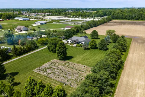 $1,500,000 | 19865 Moontown Road, Westfield, IN 46074