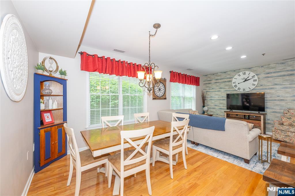 30-08 Federal Hill Road, Unit 8 Pompton Lakes, NJ 07442 - Photo 14 of 34
