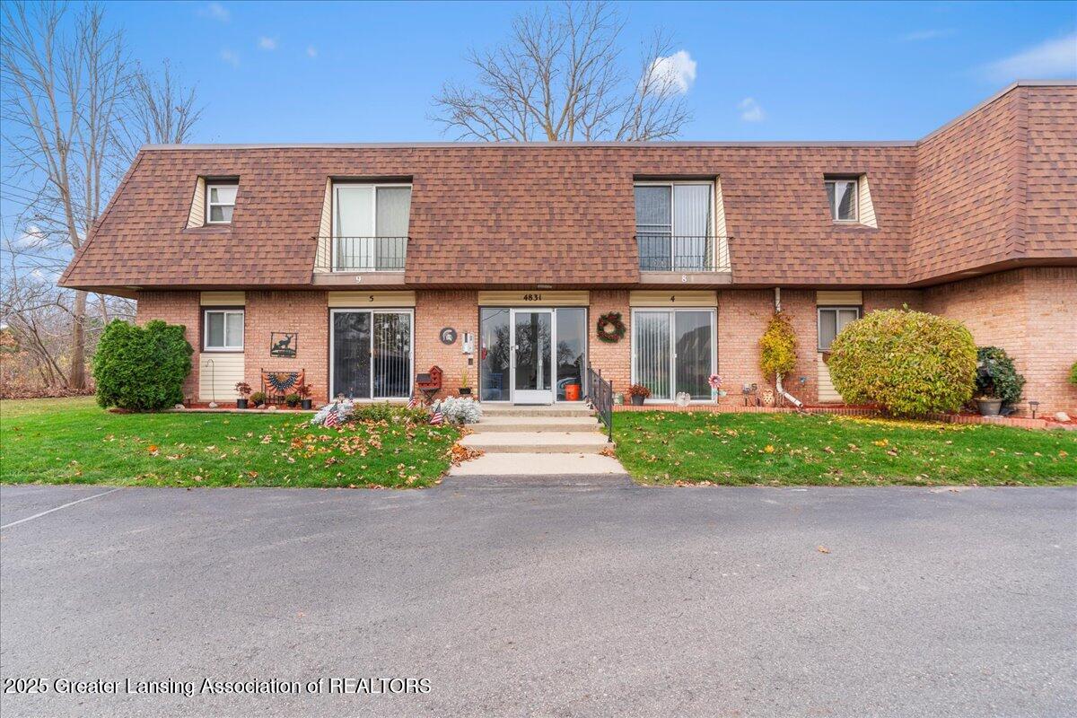 4831 Gull Road, Unit 8 Lansing, MI 48917 - Photo 1 of 22 02-Media Jett - 02