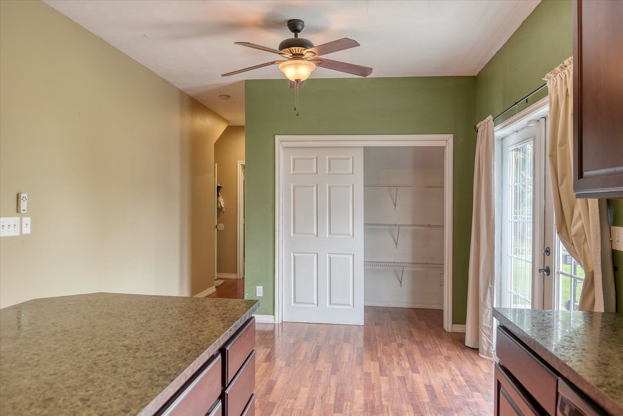 1217 South Fox Road Spokane Valley, WA 99206 - Photo 11 of 32
