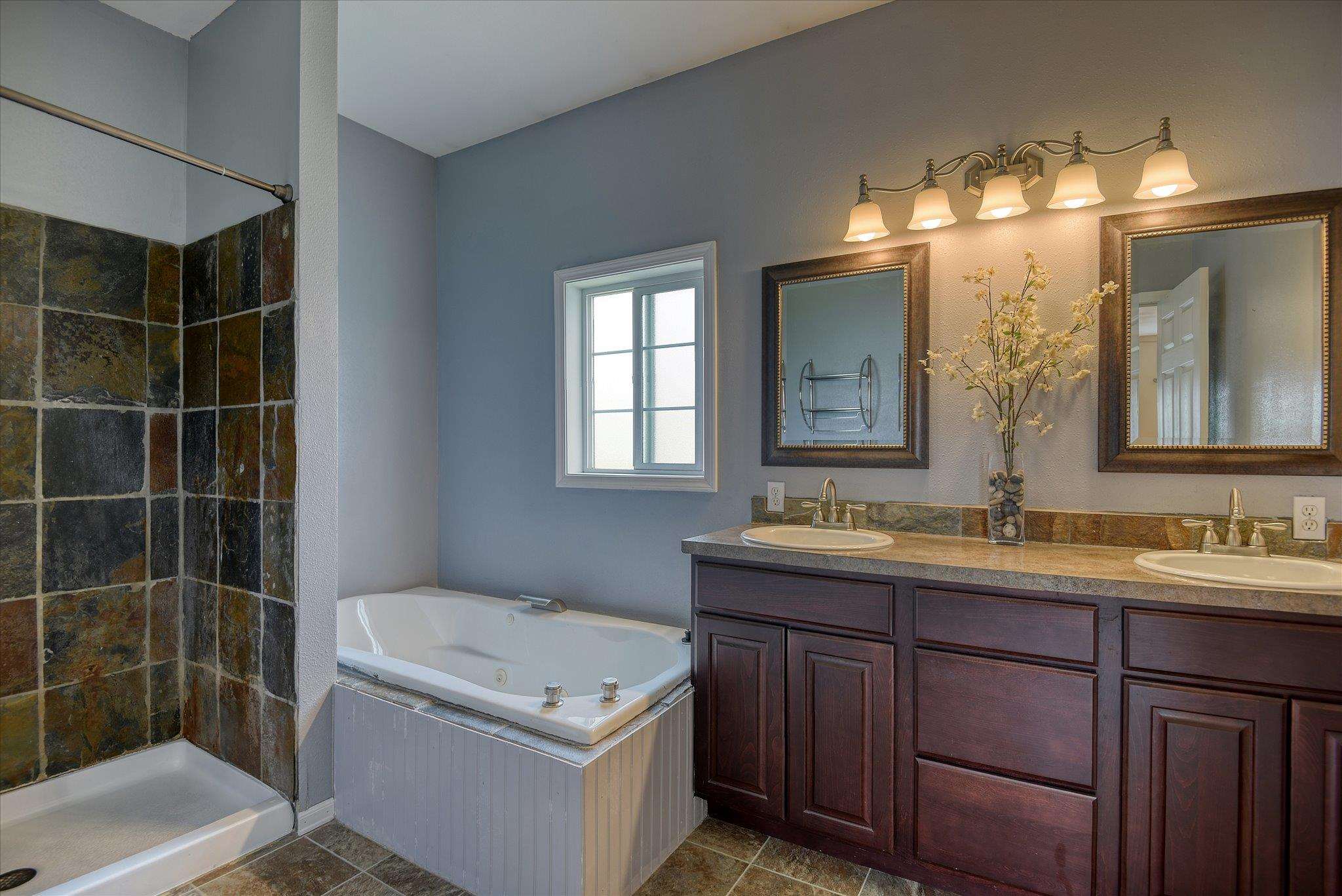 1217 South Fox Road Spokane Valley, WA 99206 - Photo 18 of 32