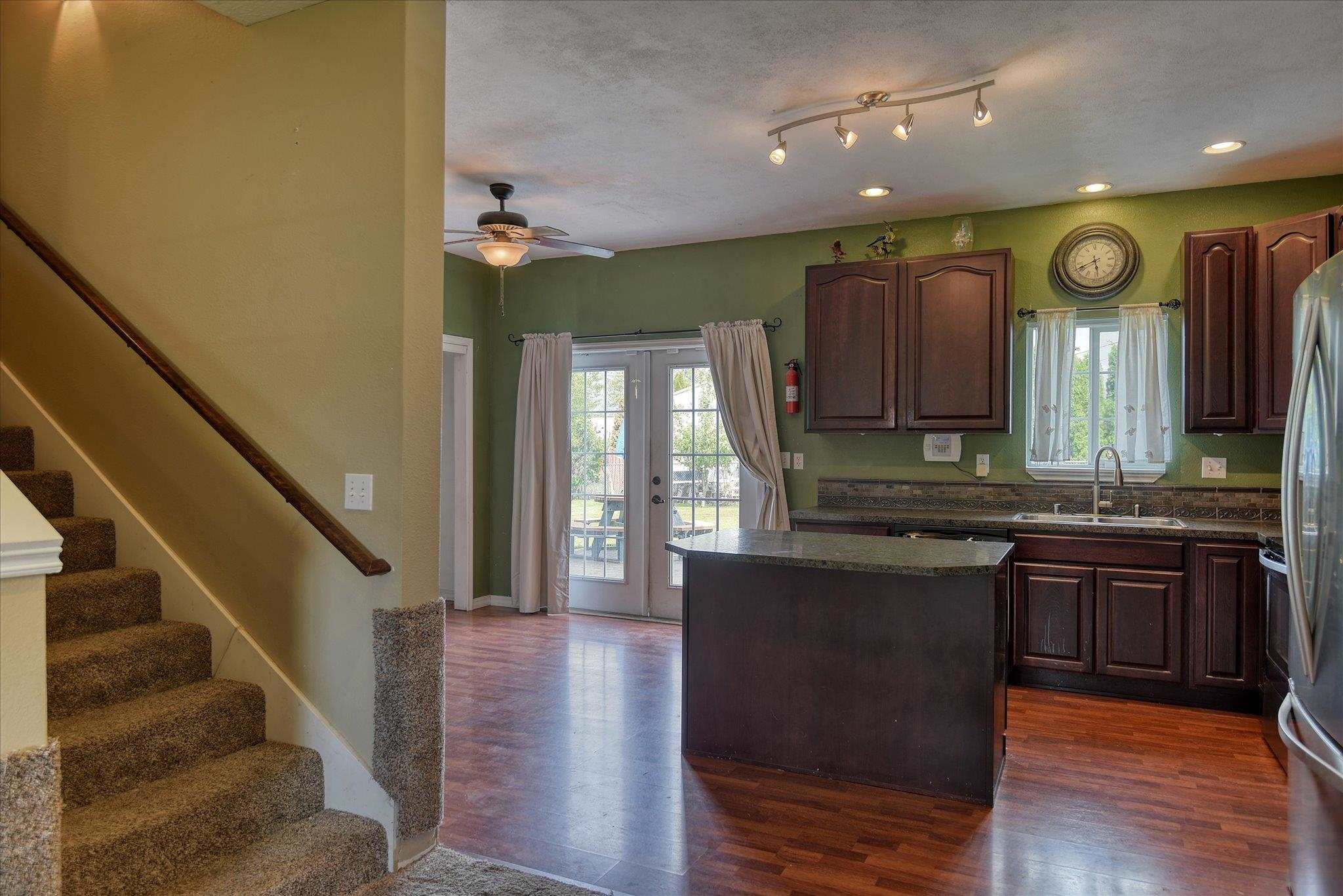 1217 South Fox Road Spokane Valley, WA 99206 - Photo 5 of 32