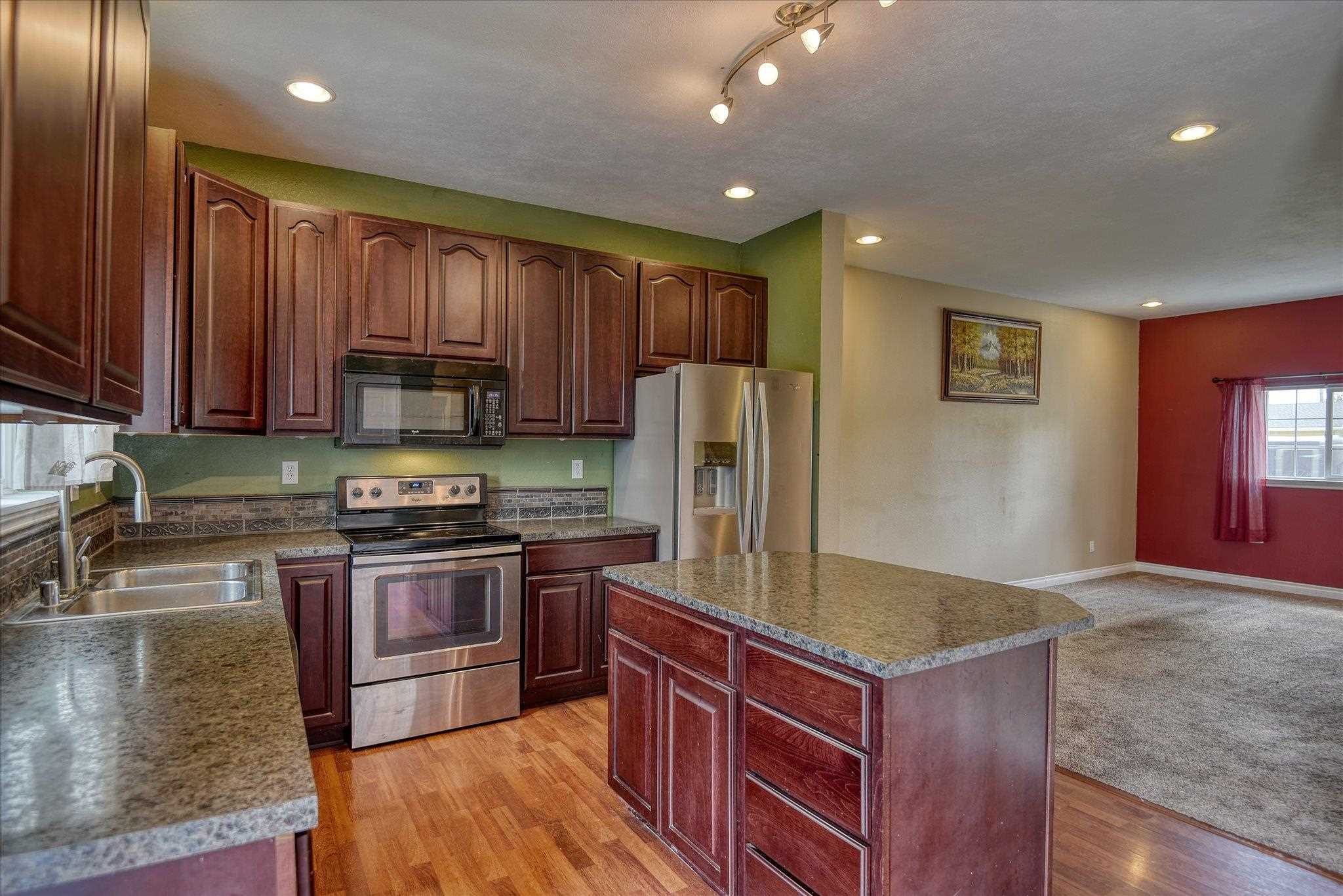 1217 South Fox Road Spokane Valley, WA 99206 - Photo 10 of 32