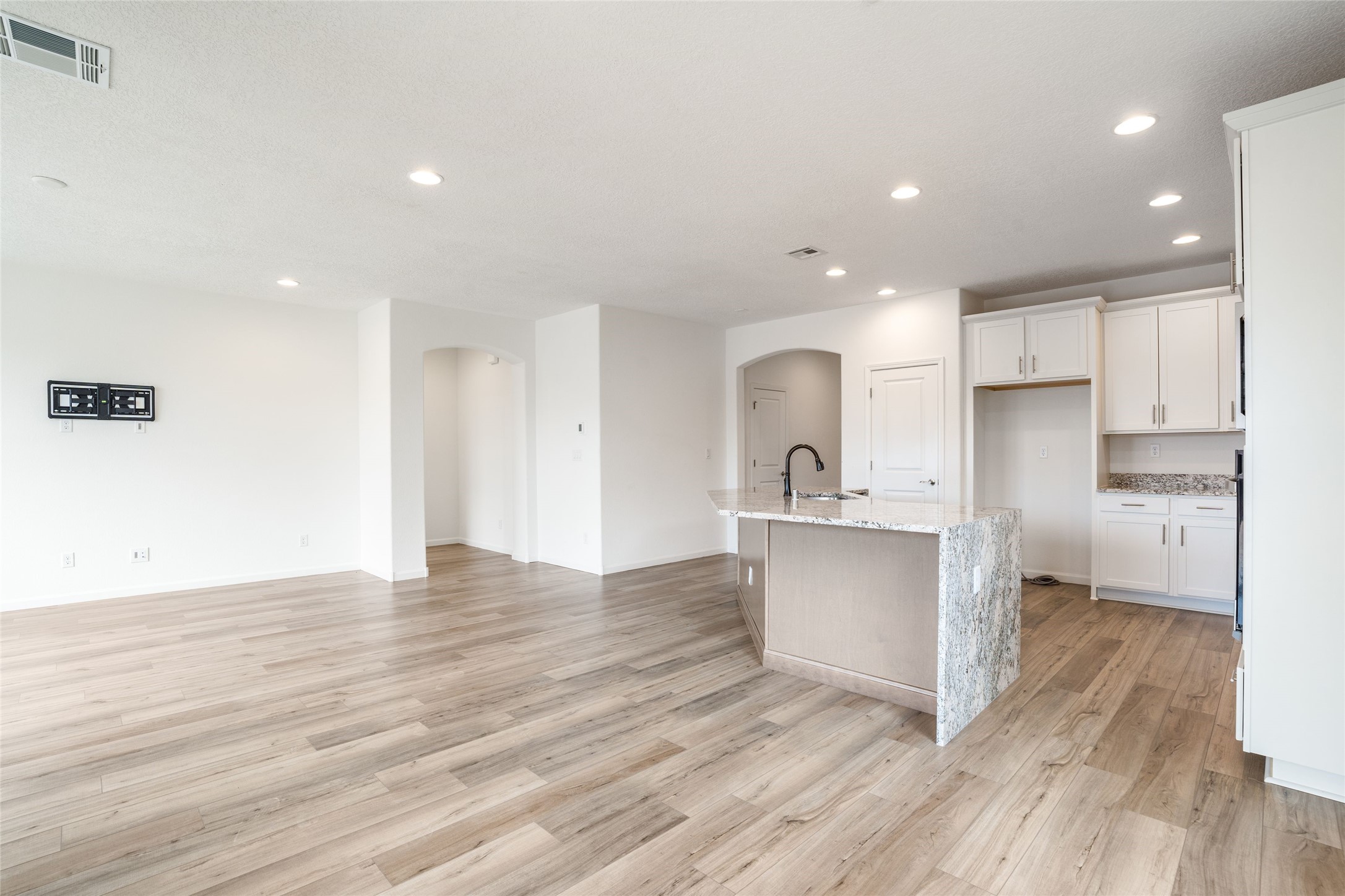 120 Mountaingem Loop Santa Fe, NM 87508 - Photo 8 of 31 Many options for living