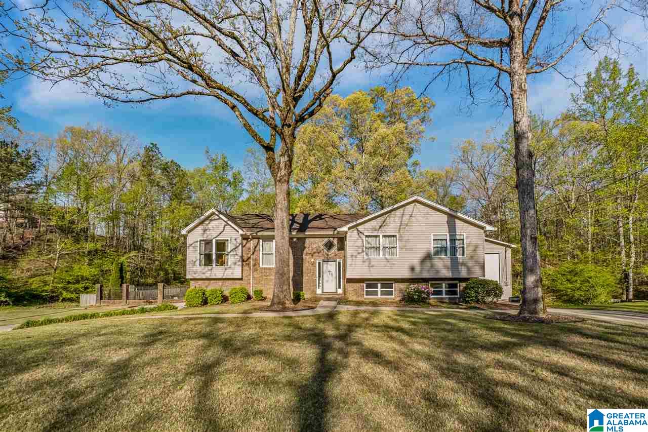 10 Red Fox Drive Pelham, AL 35124 - Photo 2 of 50
