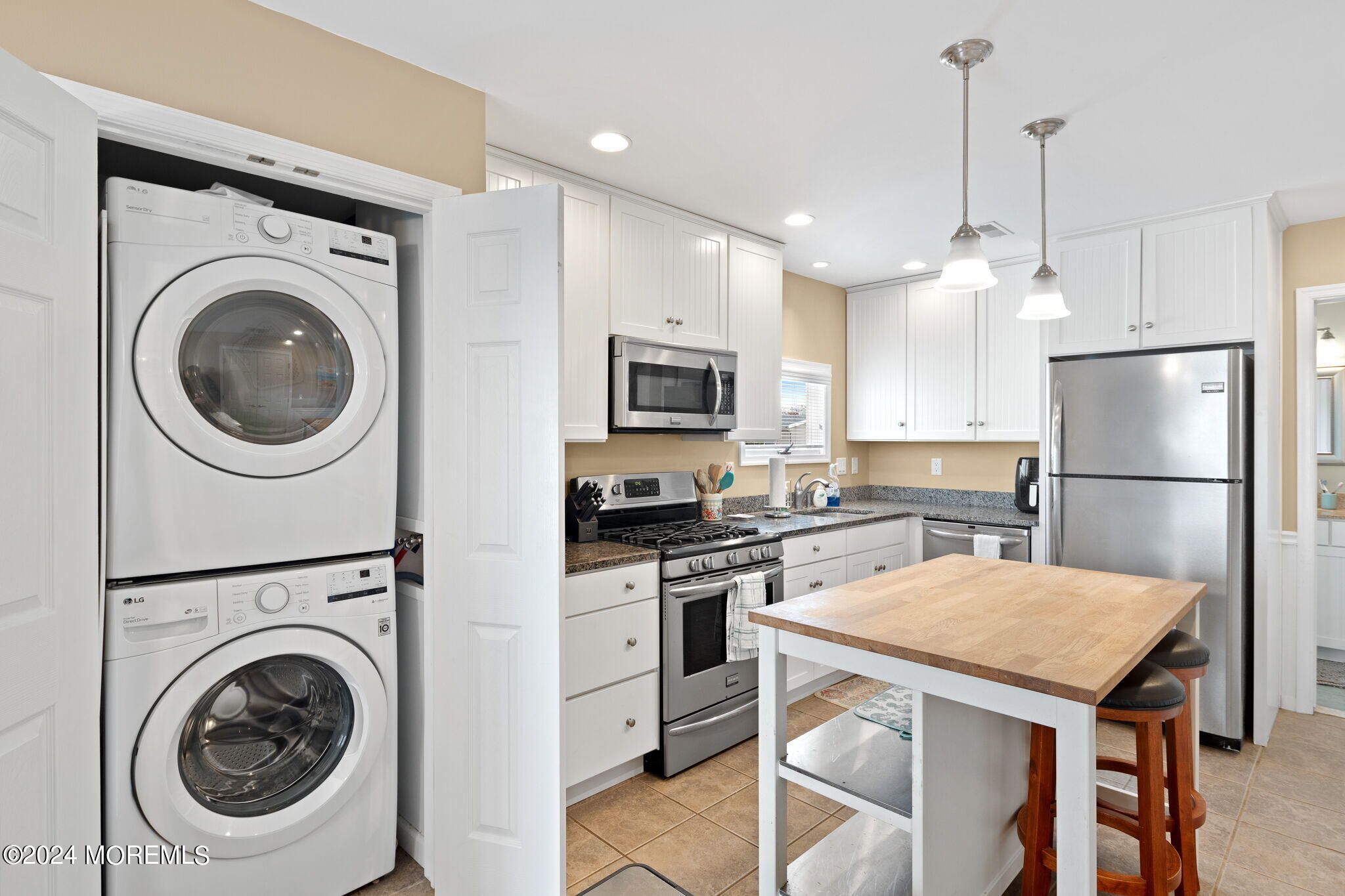 60 Mary Alice Road Manahawkin, NJ 08050 - Photo 15 of 48 024-original-photo