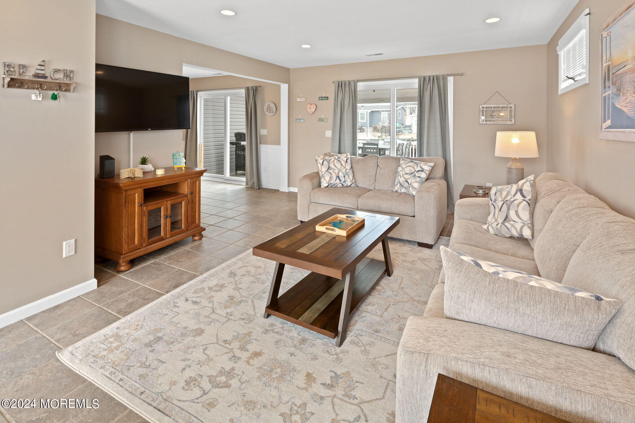 60 Mary Alice Road Manahawkin, NJ 08050 - Photo 4 of 48 011-original-photo