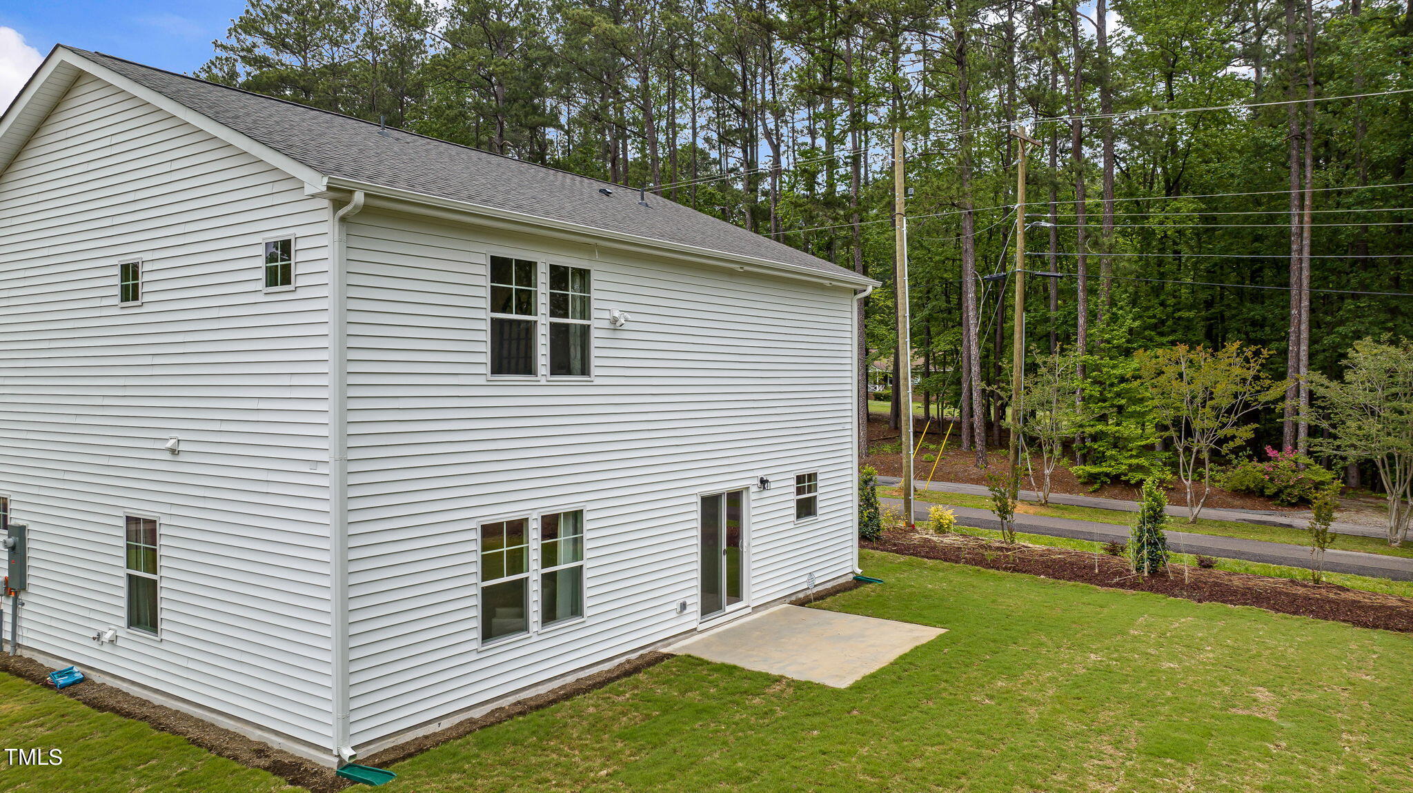 110 Sutherland Road Sanford, NC 27330 - Photo 31 of 34 034_Edison_Rear Exterior