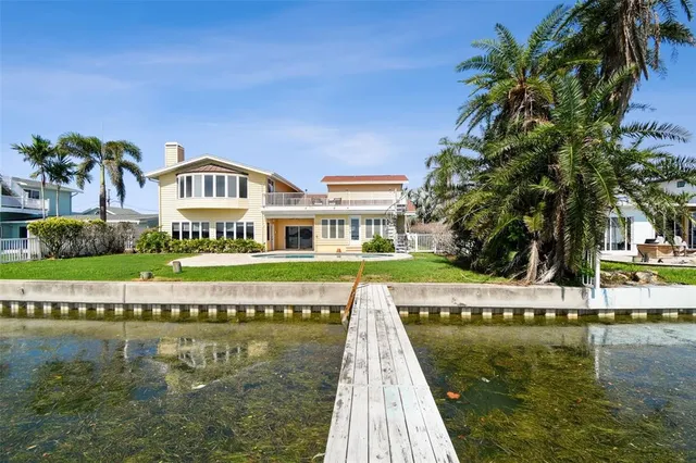 $1,950,000 | 413 Midway Island, Clearwater Beach, FL 33767