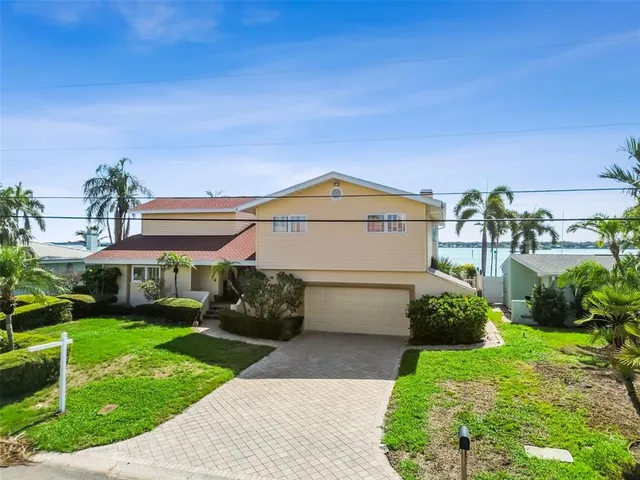$1,950,000 | 413 Midway Island, Clearwater Beach, FL 33767