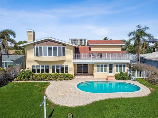 $1,850,000 | 413 Midway Island, Clearwater Beach, FL 33767