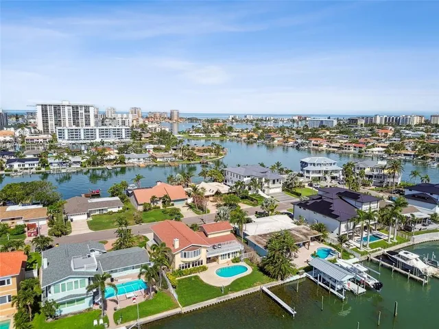 $1,950,000 | 413 Midway Island, Clearwater Beach, FL 33767