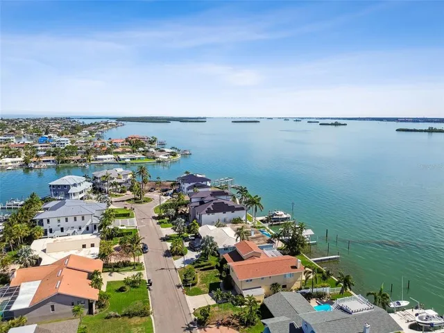 $1,950,000 | 413 Midway Island, Clearwater Beach, FL 33767