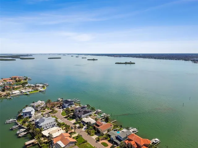 $1,950,000 | 413 Midway Island, Clearwater Beach, FL 33767