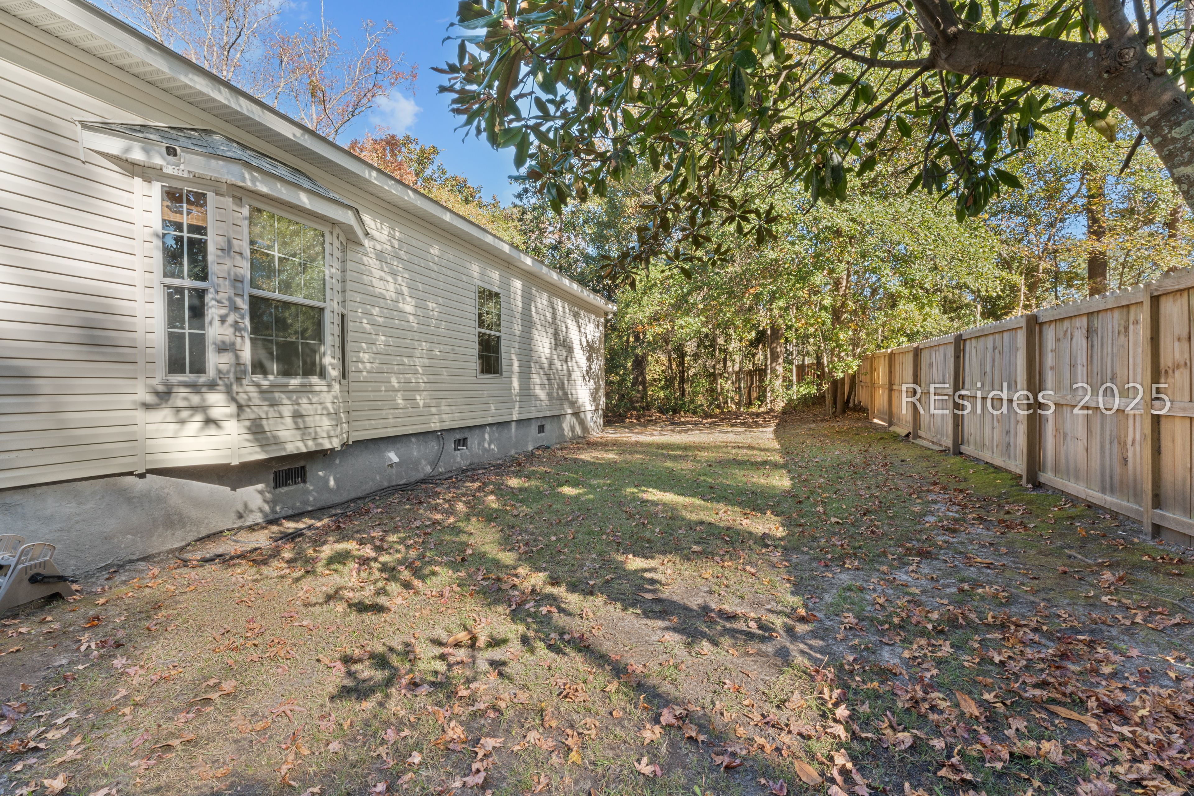 266 Wise Street Ridgeland, SC 29936 - Photo 28 of 35 Backyard from front fence