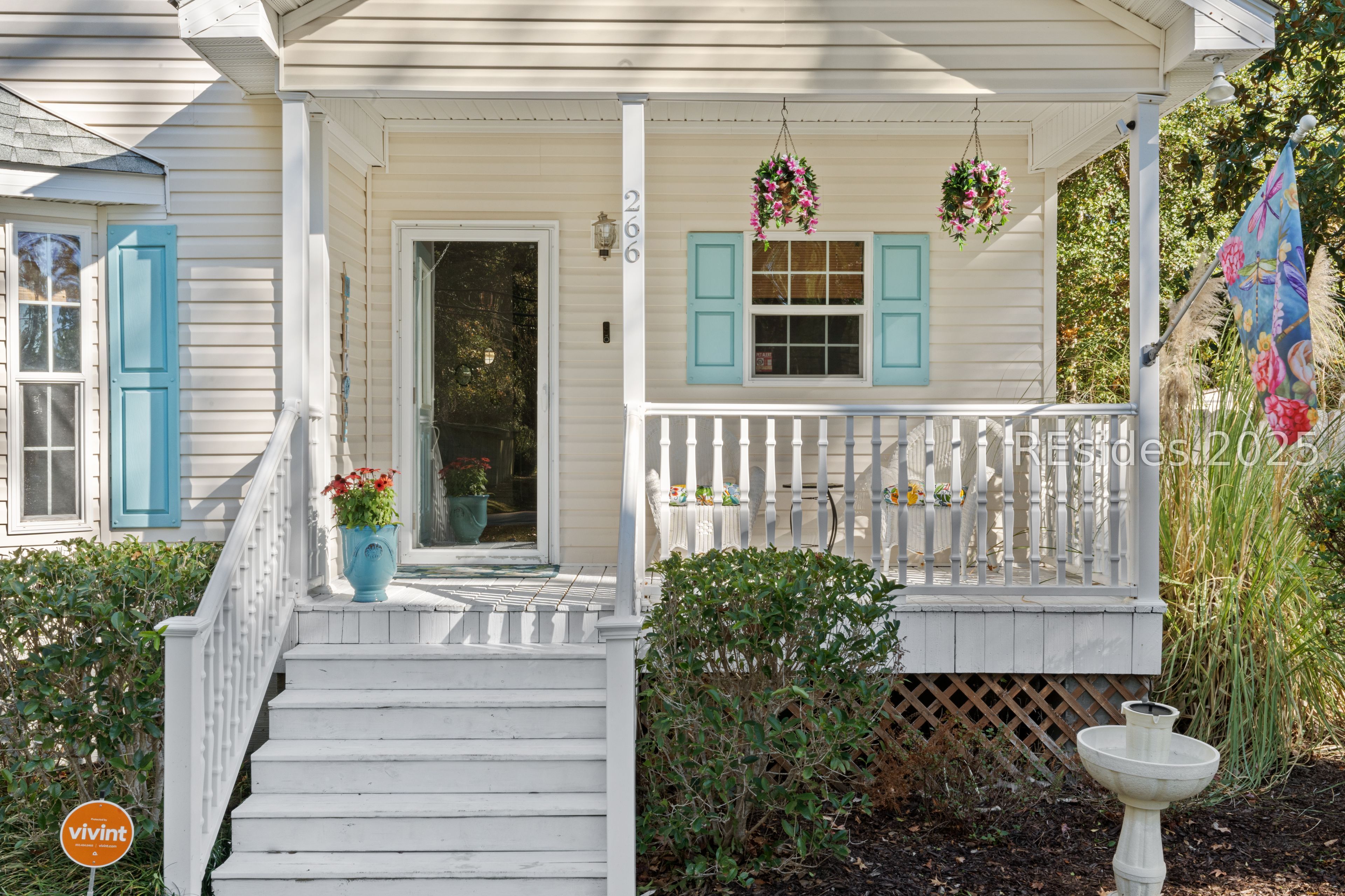 266 Wise Street Ridgeland, SC 29936 - Photo 4 of 35 Front porch