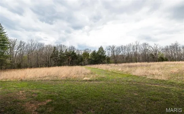 $390,000 | 552 Lick Creek Road, Leasburg, MO 65535