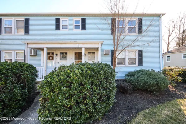 $2,000 | 14 Oldfield Place, Red Bank, NJ 07701