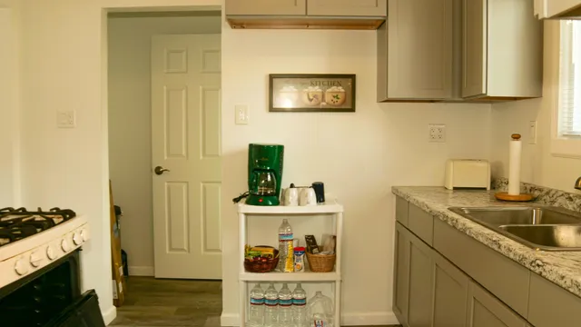 $112,000 | 15217 Carlisle Street, Detroit, MI 48205