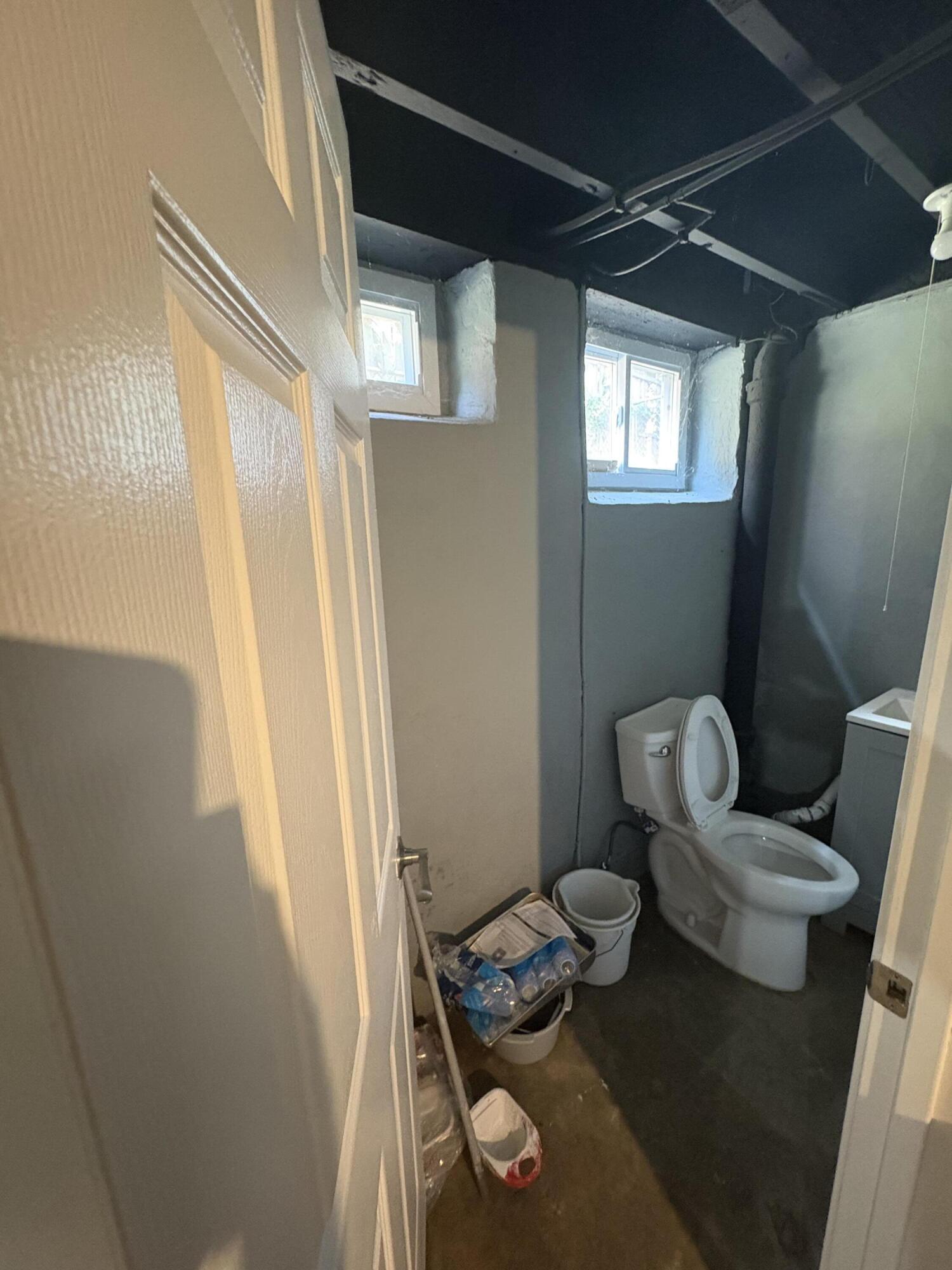 15217 Carlisle Street Detroit, MI 48205 - Photo 20 of 29 IMG_1564