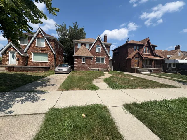 $112,000 | 15217 Carlisle Street, Detroit, MI 48205