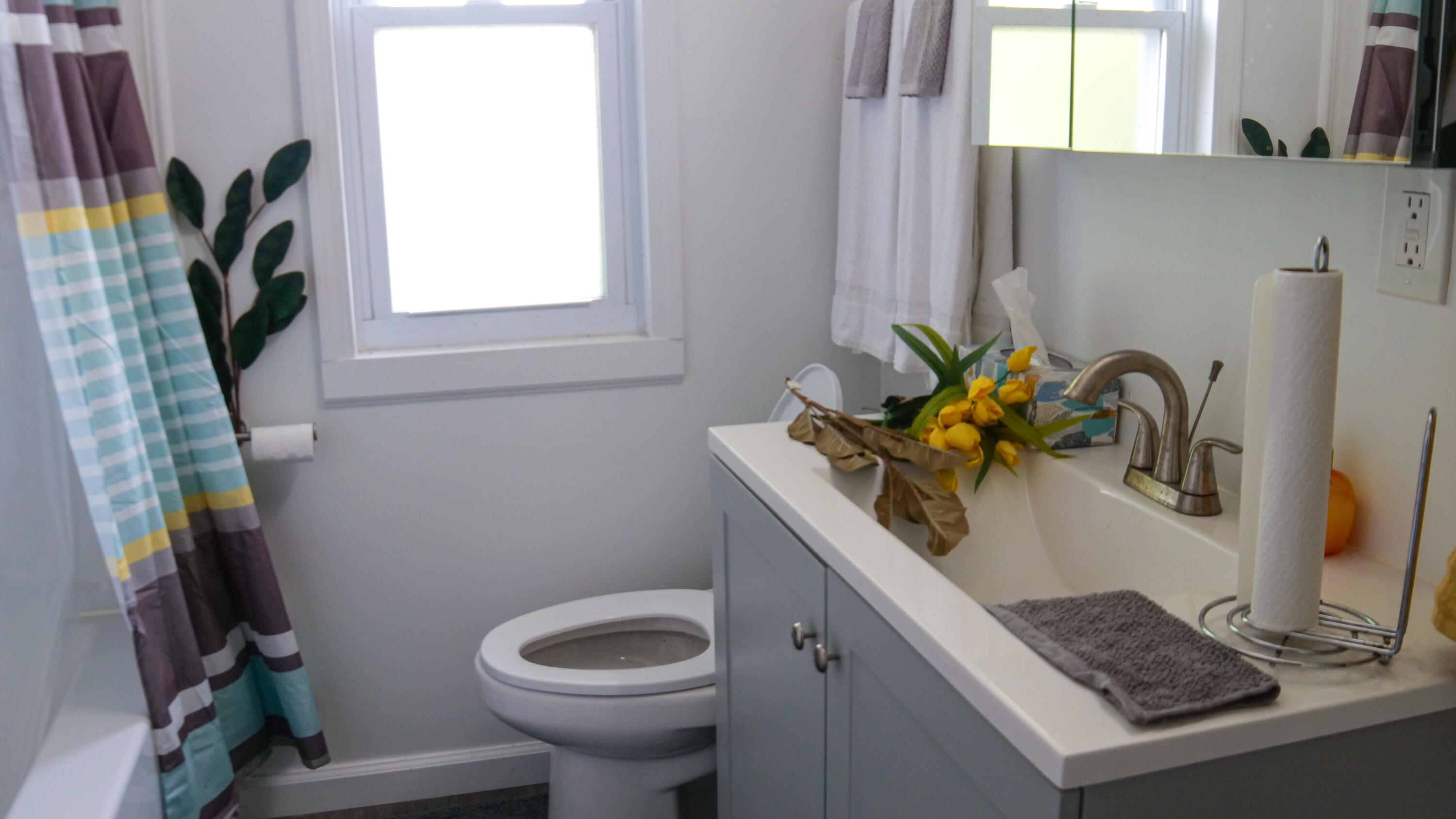 15217 Carlisle Street Detroit, MI 48205 - Photo 10 of 29 P1214264