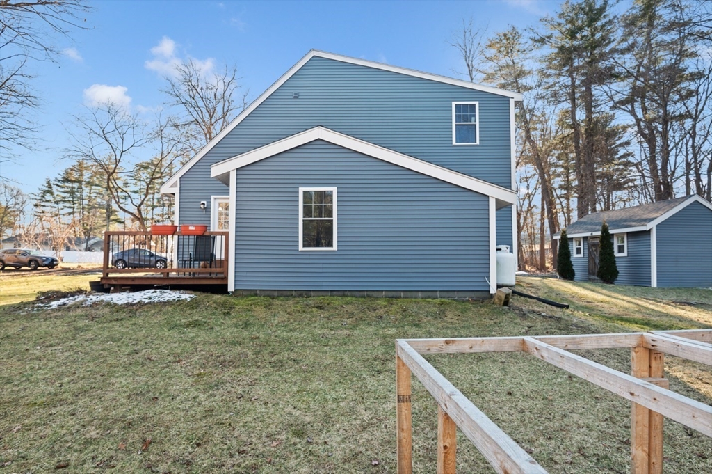 9 Mapleton Road Merrimac, MA 01860 - Photo 26 of 33 Gallery Image 26