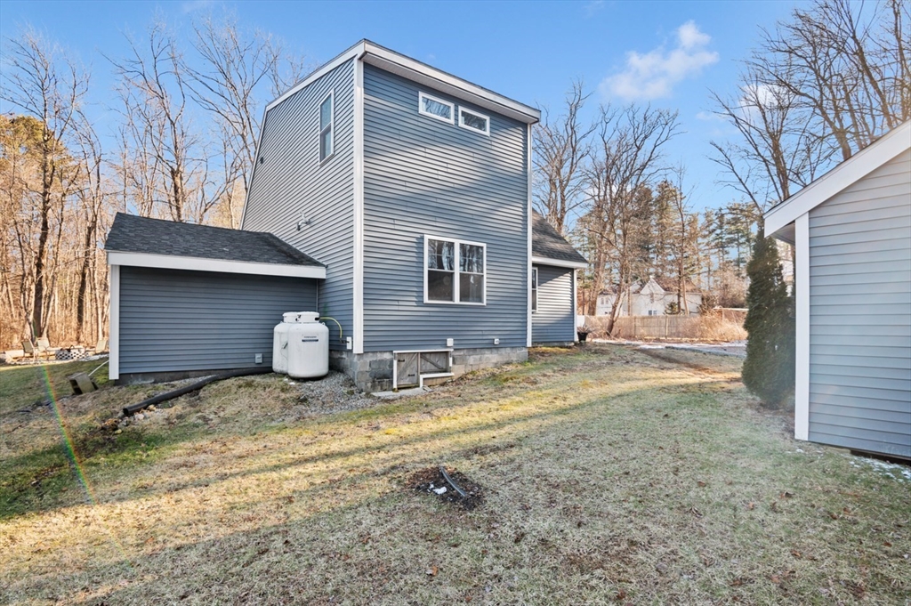 9 Mapleton Road Merrimac, MA 01860 - Photo 27 of 33 Gallery Image 27
