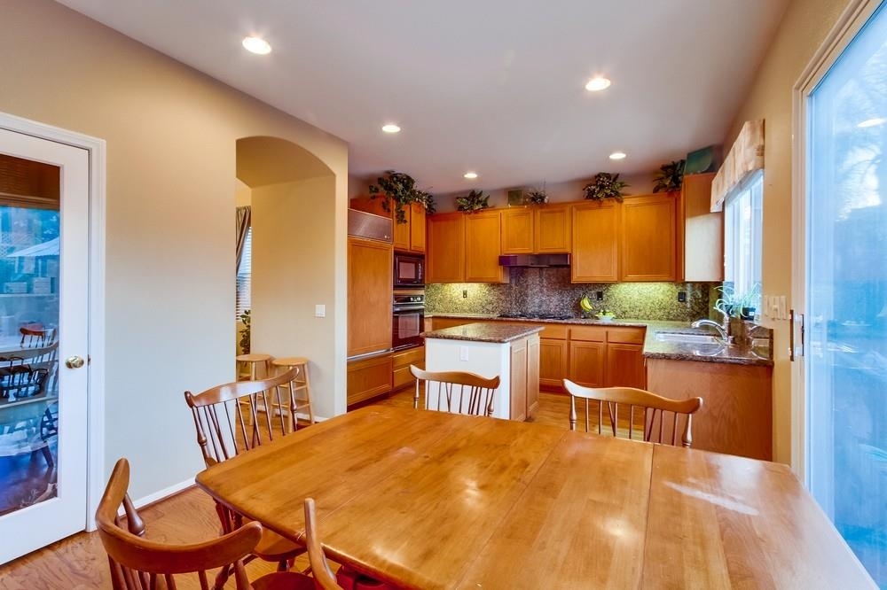 3906 Rill Court Carlsbad, CA 92010 - Photo 11 of 25