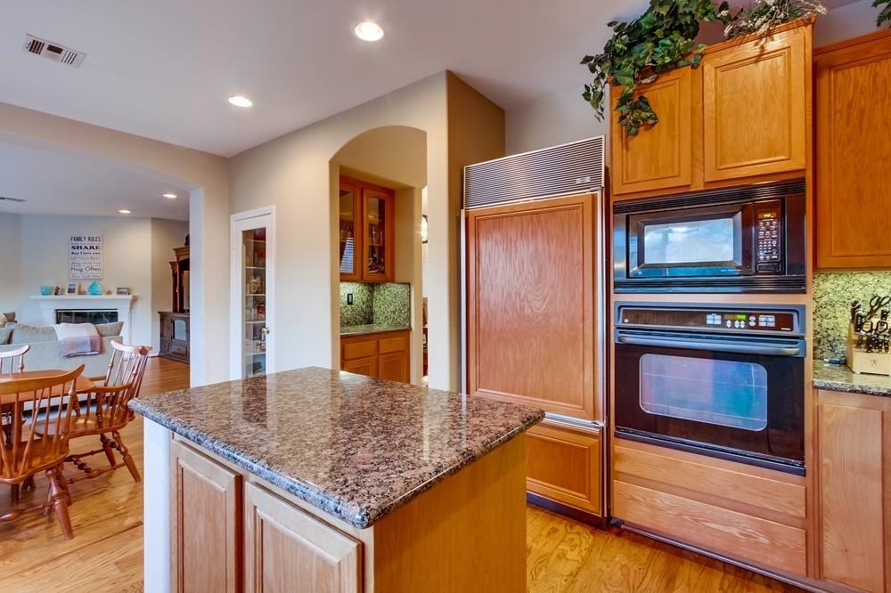 3906 Rill Court Carlsbad, CA 92010 - Photo 12 of 25
