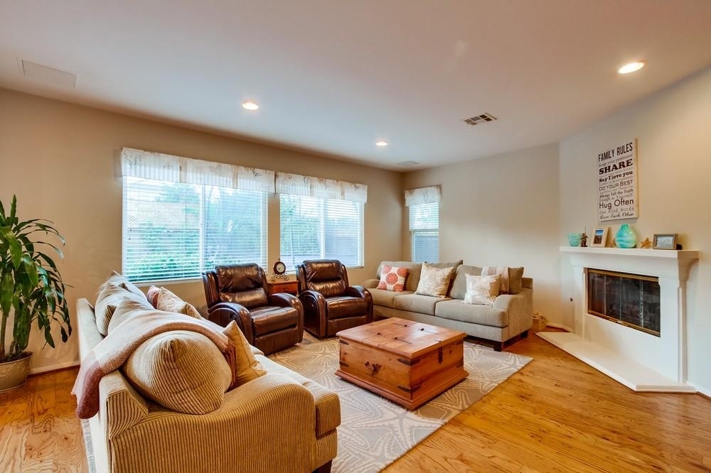 3906 Rill Court Carlsbad, CA 92010 - Photo 13 of 25