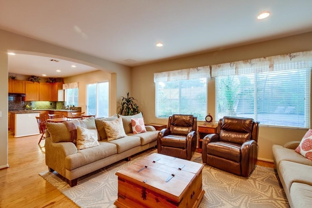 3906 Rill Court Carlsbad, CA 92010 - Photo 14 of 25
