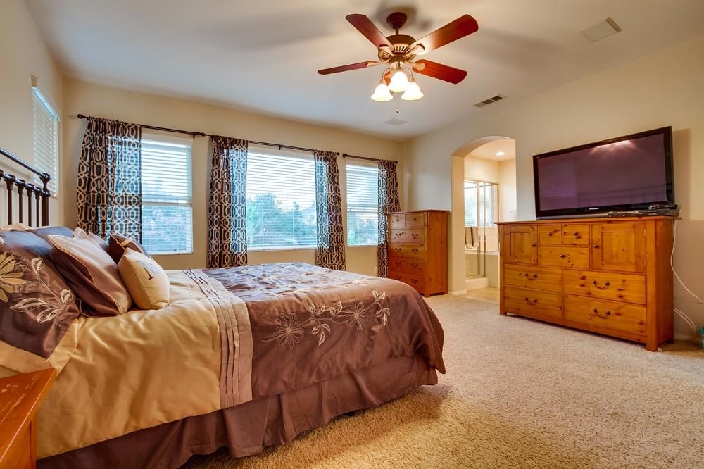 3906 Rill Court Carlsbad, CA 92010 - Photo 18 of 25