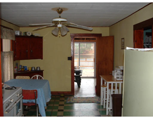 77 Sandy Beach Road Holland, MA 01521 - Photo 3 of 6