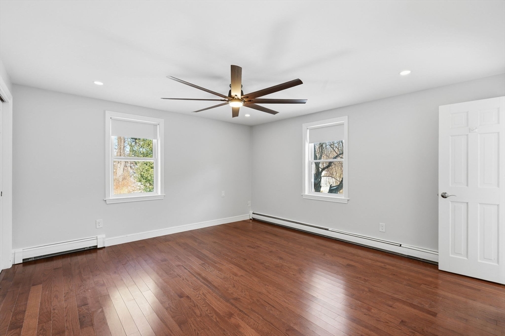 17 1/2 Averill Street Topsfield, MA 01983 - Photo 15 of 36