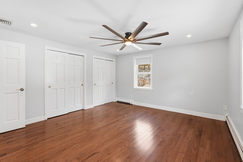 17 1/2 Averill Street Topsfield, MA 01983 - Photo 16 of 36