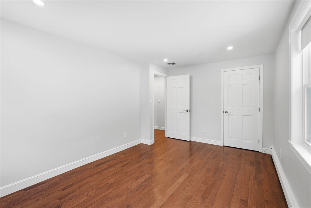 17 1/2 Averill Street Topsfield, MA 01983 - Photo 21 of 36