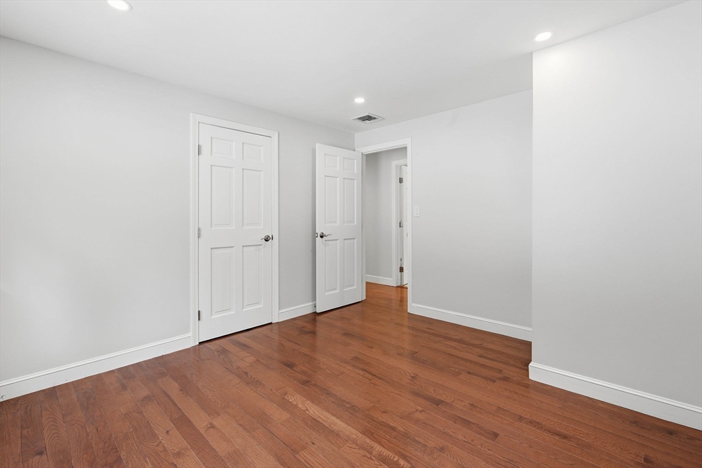 17 1/2 Averill Street Topsfield, MA 01983 - Photo 23 of 36