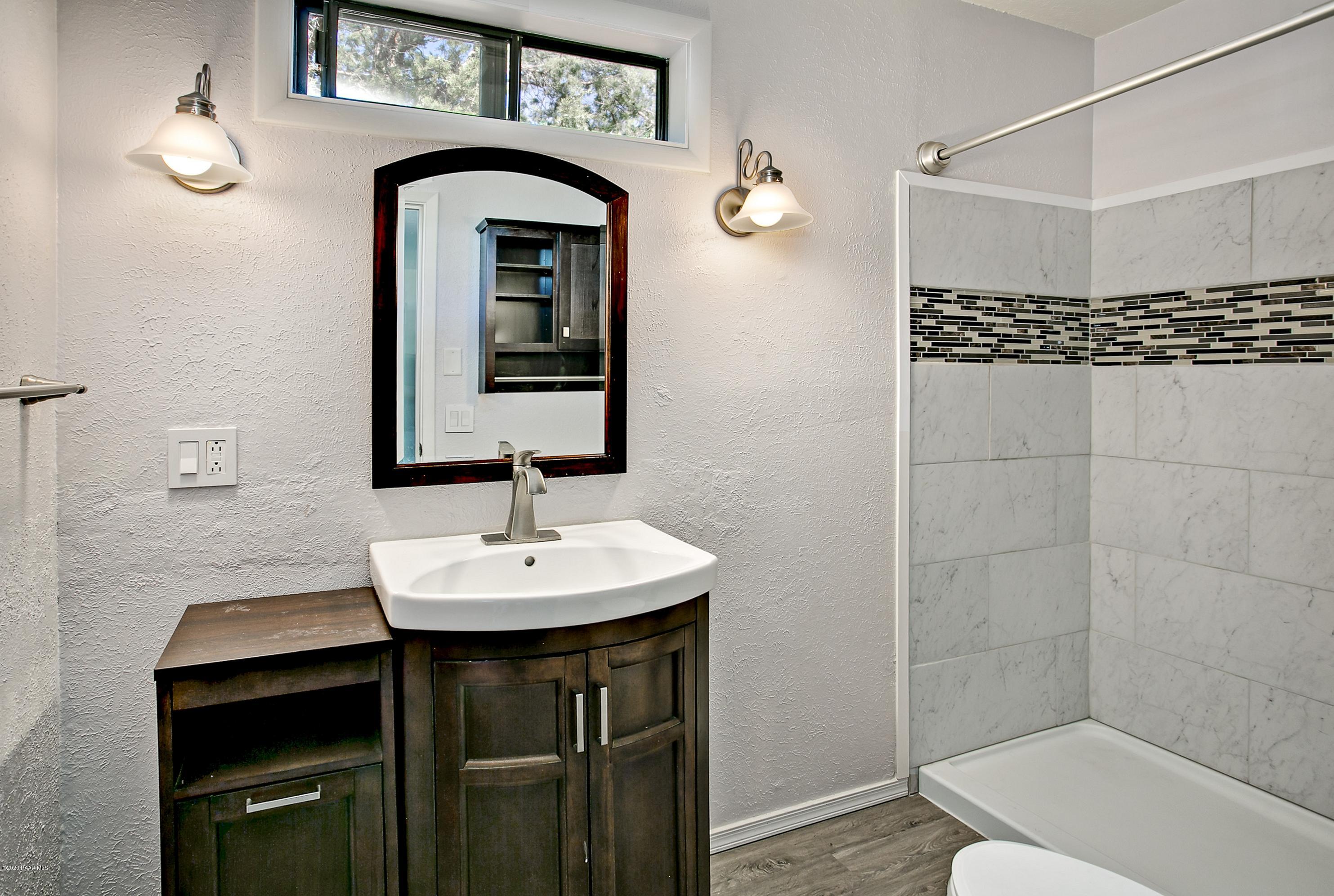 2048 View Point Road Prescott, AZ 86303 - Photo 12 of 26 Master Bathroom