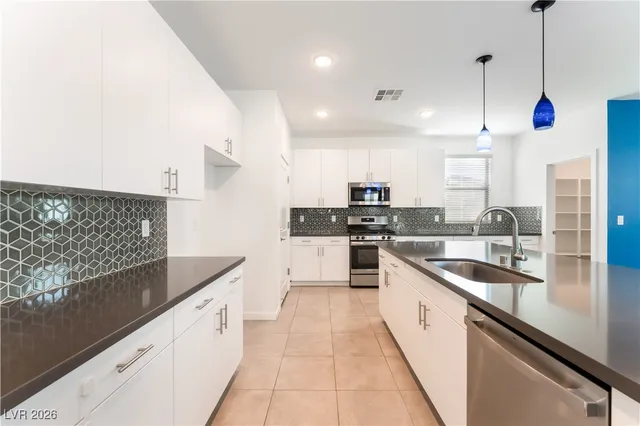 $2,700 | 541 Ruby Mesa Avenue, North Las Vegas, NV 89084