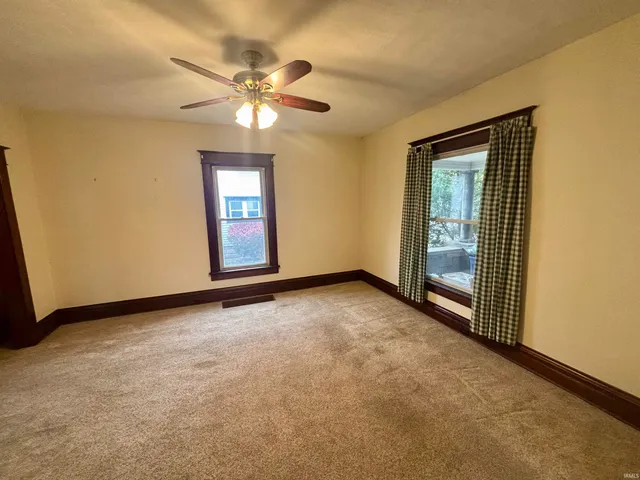 $235,000 | 200 East Berry Street, Middlebury, IN 46540