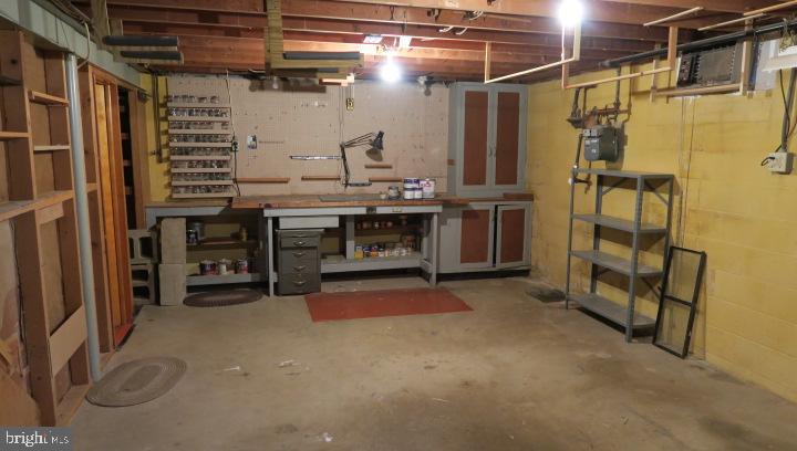 4106 Perry View Road Baltimore, MD 21236 - Photo 28 of 34 Lower level workshop area