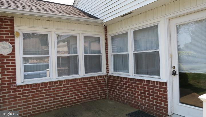 4106 Perry View Road Baltimore, MD 21236 - Photo 29 of 34 Back entrance