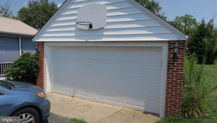 4106 Perry View Road Baltimore, MD 21236 - Photo 34 of 34 Garage