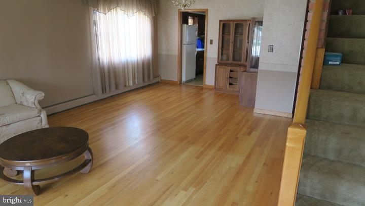 4106 Perry View Road Baltimore, MD 21236 - Photo 7 of 34 Living Rm into Dining Rm