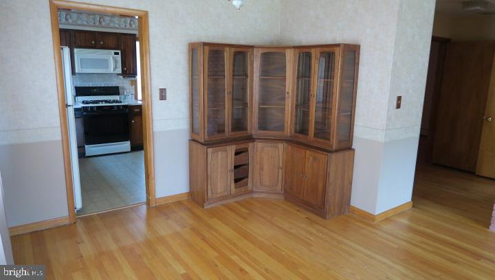 4106 Perry View Road Baltimore, MD 21236 - Photo 8 of 34 Dining Rm