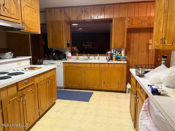 $269,900 | 230 North Vardaman Street, Wiggins, MS 39577